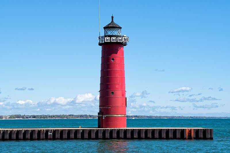 Wisconsin / Kenosha / North pier head lighthouse 
Author of the photo: [url=https://www.flickr.com/photos/selectorjonathonphotography/]Selector Jonathon Photography[/url]
Keywords: Wisconsin;United States;Lake Michigan;Kenosha