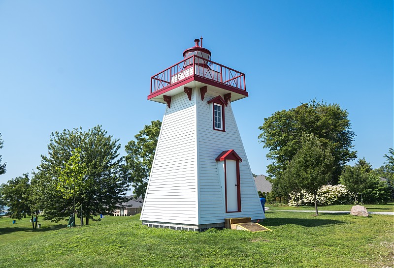 Kingsville Range Rear lighthouse
Author of the photo: [url=https://www.flickr.com/photos/selectorjonathonphotography/]Selector Jonathon Photography[/url]
Keywords: Lake Erie;Kigsville;Canada;Ontario