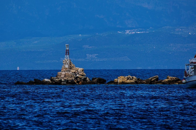 Koróni Breakwater Head light
Author of the photo: [url=https://www.flickr.com/photos/16141175@N03/]Graham And Dairne[/url]

Keywords: Koroni;Greece;Mediterranean sea