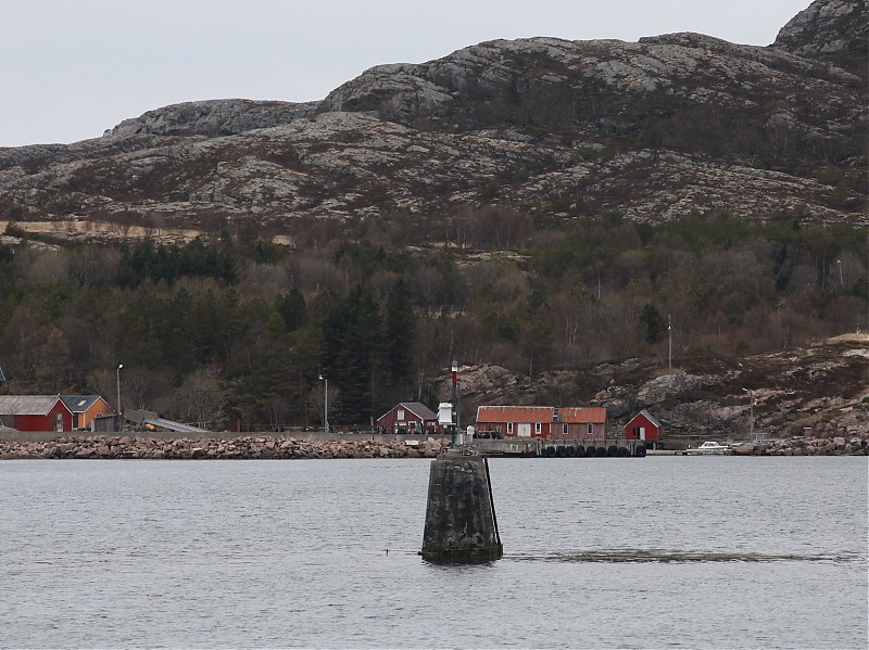 Gjerdinggalten light
Keywords: Rorvik;Norway;Norwegian sea