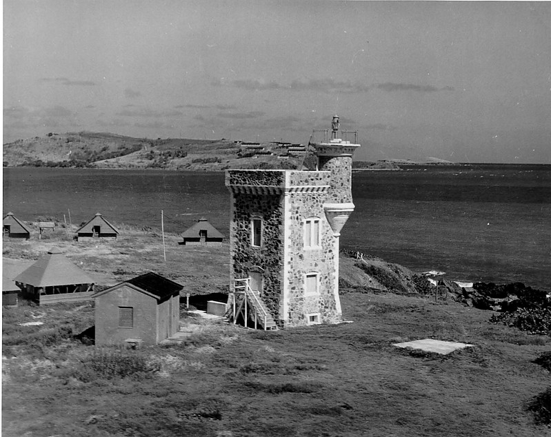 Cabras Island Lighthouse
Photo from [url=http://www.uscg.mil/history/weblighthouses/USCGLightList.asp]US Coast Guard site[/url]
16 January 1946; Photo No. JUAN 8842; "looking N.N.E. #4621".
Keywords: Puerto Rico;Caribbean sea;Historic
