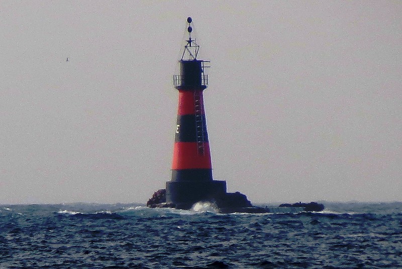 La Fourmigue Lighthouse
Author of the photo: [url=https://www.flickr.com/photos/21475135@N05/]Karl Agre[/url]

Keywords: France;Mediterranean sea;Offshore