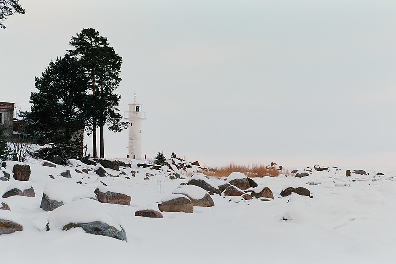 Ihasalu (Neeme) Range Front lighthouse
Author of the photo: [url=https://www.flickr.com/photos/matseevskii/]Yuri Matseevskii[/url]
Keywords: Estonia;Gulf of Finland;Winter