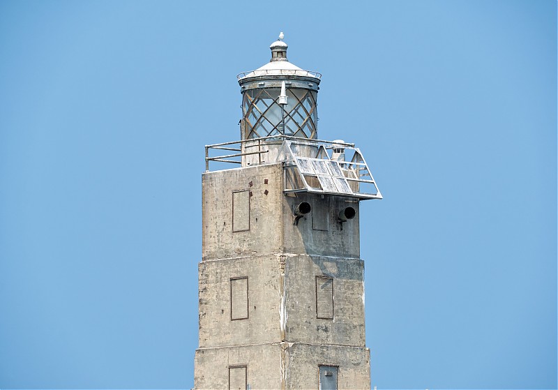 Michigan / Lansing Shoal lighthouse - lantern
Author of the photo: [url=https://www.flickr.com/photos/selectorjonathonphotography/]Selector Jonathon Photography[/url]
Keywords: Michigan;Lake Michigan;United States;Offshore;Lantern