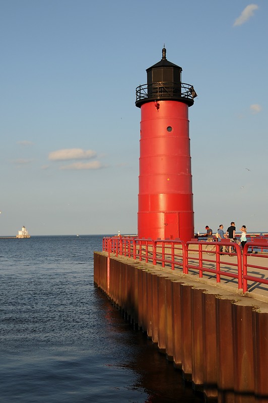 Wisconsin / Milwaukee Pierhead lighthouse
Author of the photo: [url=https://www.flickr.com/photos/lighthouser/sets]Rick[/url]
Keywords: Wisconsin;Milwaukee;Lake Michigan;United States