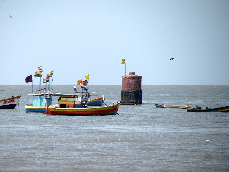Mumbai / Colaba Reef North Beacon
Keywords: Mumbai;India;Arabian sea;Offshore