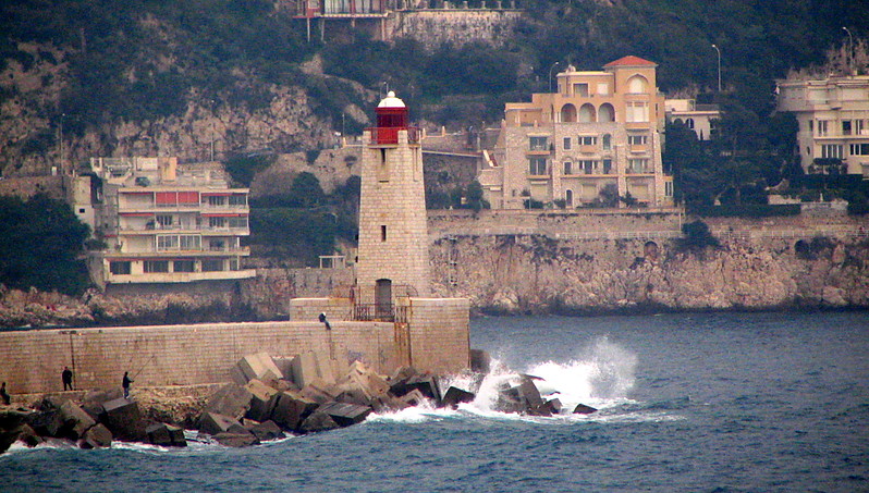 Nice / Jetee du Large lighthouse
Author of the photo: [url=https://www.flickr.com/photos/yiddo2009/]Patrick Healy[/url]
Keywords: Nice;France;Mediterranean sea