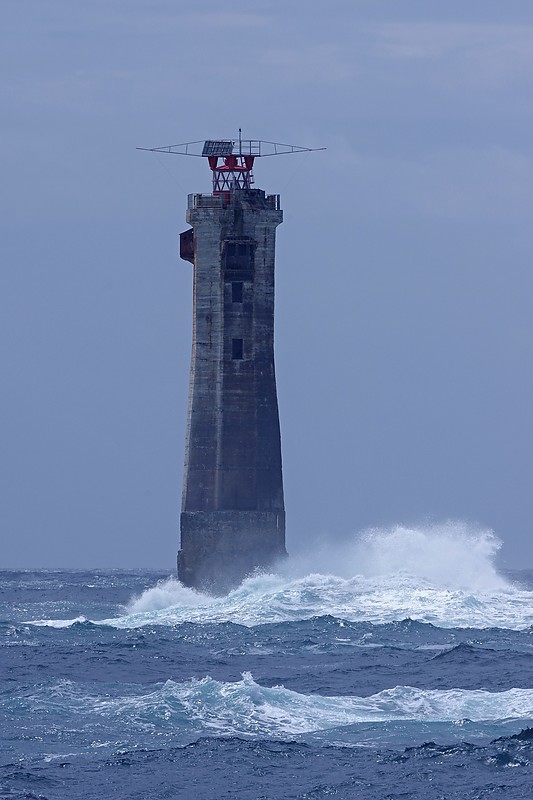 Phare de Nividic
Author of the photo: [url=https://www.flickr.com/photos/-dop-/]Claude Dopagne[/url]

Keywords: France;Bay of Biscay;Ouessant