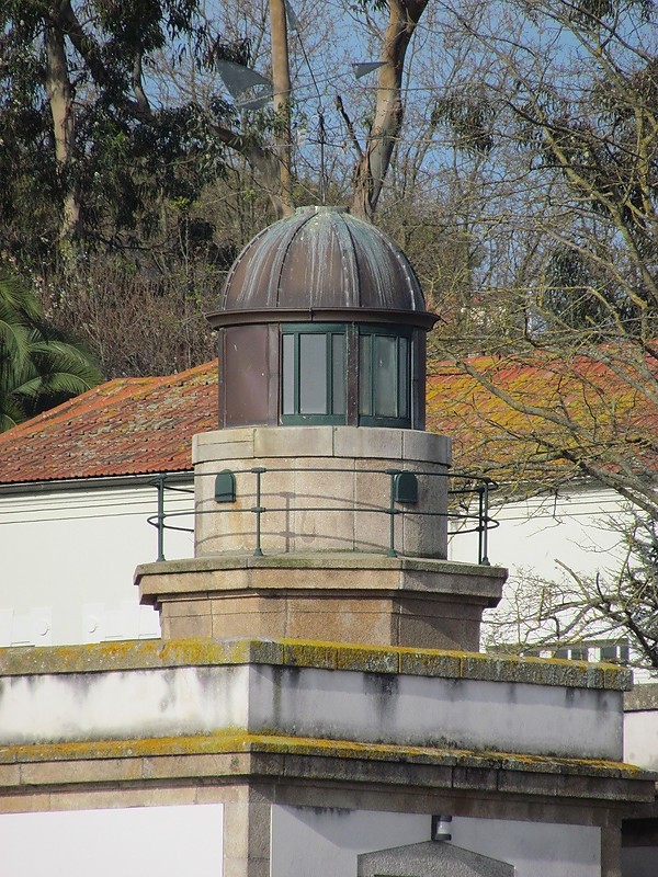 La Coruna / Oza lighthouse - lantern
Keywords: Spain;Atlantic ocean;Galicia;La Coruna;Lantern
