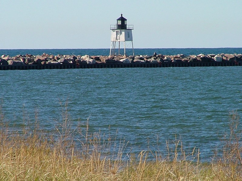 Michigan / Ontonagon Harbor West Breakwater lighthouse
Author of the photo: [url=https://www.flickr.com/photos/larrymyhre/]Larry Myhre[/url]

Keywords: Michigan;Lake Superior;United States