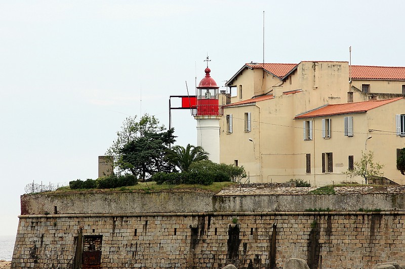 Ajaccio / Phare de la Citadelle
Permission granted by [url=http://forum.shipspotting.com/index.php?action=profile;u=20390]Michel FLOCH[/url]
Keywords: Corsica;France;Mediterranean sea