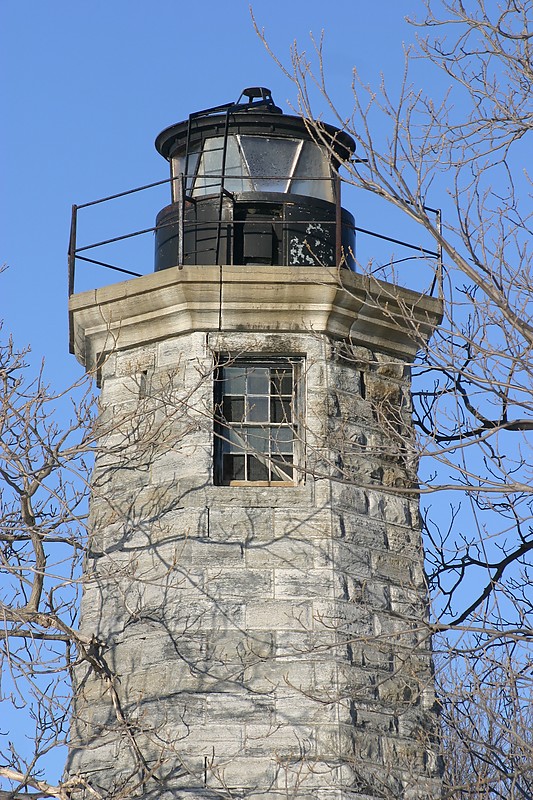 New York / Lake Champlain / Point Aux Roches lighthouse - lantern
Author of the photo: [url=https://www.flickr.com/photos/31291809@N05/]Will[/url]

Keywords: Lake Champlain;New York;United States;Lantern