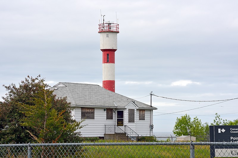 Point Petre Lighthouse
Author of the photo: [url=https://www.flickr.com/photos/8752845@N04/]Mark[/url]
Keywords: Canada;Lake Ontario;Ontario