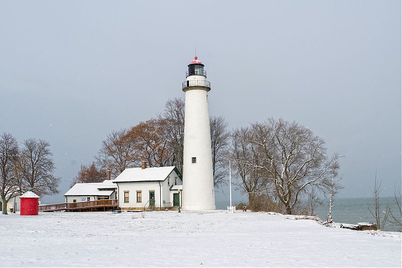 Michigan / Pointe aux Barques lighthouse
Author of the photo: [url=https://www.flickr.com/photos/selectorjonathonphotography/]Selector Jonathon Photography[/url]
Keywords: Michigan;Lake Huron;United States;Winter