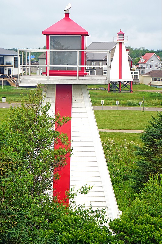 New Brunswick / Pointe du Chene Range Front Lighthouse
Rear Range - behind
Author of the photo: [url=https://www.flickr.com/photos/archer10/] Dennis Jarvis[/url]

Keywords: New Brunswick;Canada;Northumberland Strait