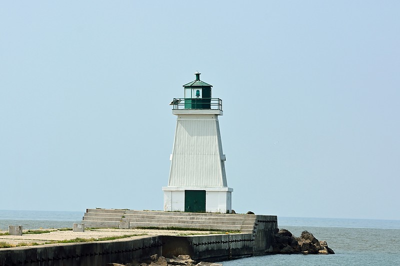 Port Maitland Range Front Lighthouse
Author of the photo: [url=https://www.flickr.com/photos/8752845@N04/]Mark[/url]
Keywords: Port Maitland;Lake Erie;Canada;Ontario