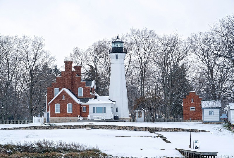 Michigan / Port Sanilac lighthouse
Author of the photo: [url=https://www.flickr.com/photos/selectorjonathonphotography/]Selector Jonathon Photography[/url]

Keywords: Michigan;Lake Huron;United States;Winter