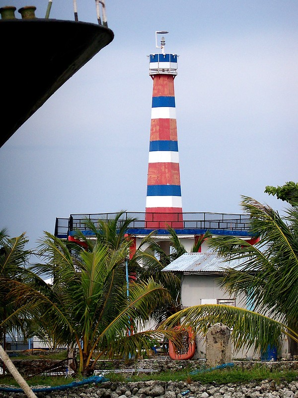 Cebu City / Tilhaon lighthouse
AKA Porters Marina
Author of the photo: [url=https://www.flickr.com/photos/29421855@N07/]Mike(mbb8356)[/url]
Keywords: Cebu City;Philippines;Cebu Strait