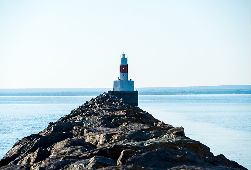 Michigan / Presque Isle Harbor Breakwater light
Author of the photo: [url=https://www.flickr.com/photos/selectorjonathonphotography/]Selector Jonathon Photography[/url]

Keywords: Michigan;Lake Huron;United States