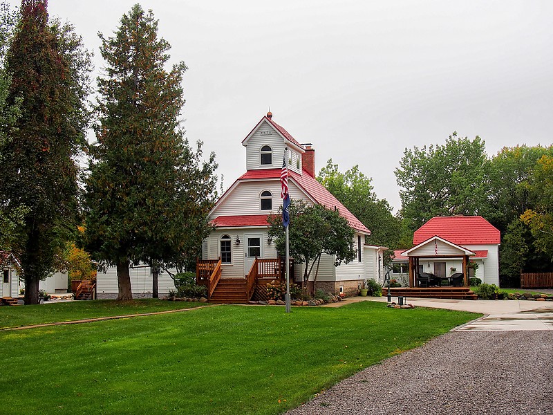 Michigan / Presque Isle Old Range Rear light
Author of the photo: [url=https://www.flickr.com/photos/selectorjonathonphotography/]Selector Jonathon Photography[/url]
Keywords: Michigan;Lake Huron;United States