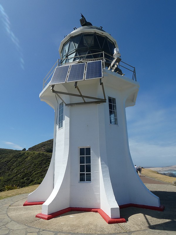 Cape Reinga Lighthouse
Author of the photo: [url=https://www.flickr.com/photos/yiddo2009/]Patrick Healy[/url]
Keywords: Cape Reinga;New Zealand;Pacific ocean;Tasman sea