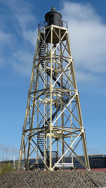 IJsselmeer / Friesland / Lemmer / Harbour entrance Lighthouse
Author of the photo: [url=https://www.flickr.com/photos/21475135@N05/]Karl Agre[/url]

Keywords: IJsselmeer;Lemmer;Netherlands