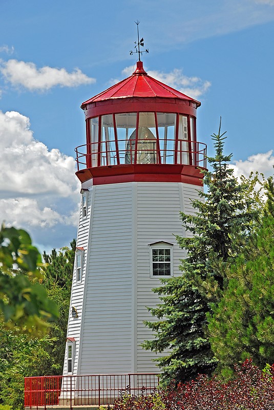Ontario \ Prescott lighthouse
Author of the photo: [url=https://www.flickr.com/photos/archer10/] Dennis Jarvis[/url]

Keywords: Prescott;Ontario;Canada;Saint Lawrence river