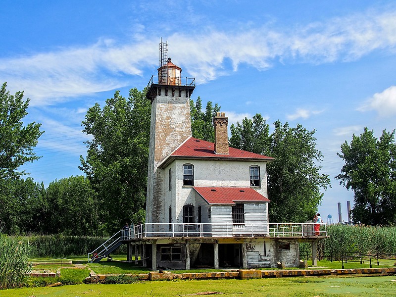 Michigan / Saginaw River Range Rear lighthouse
Author of the photo: [url=https://www.flickr.com/photos/selectorjonathonphotography/]Selector Jonathon Photography[/url]
Keywords: Michigan;United States;Saginaw Bay;Lake Huron