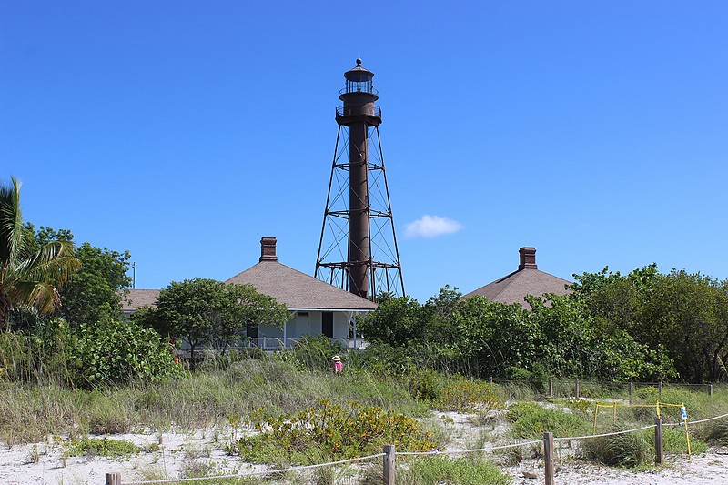 Florida / Sanibel Island lighthouse
Author of the photo: [url=https://www.flickr.com/photos/31291809@N05/]Will[/url]
Keywords: Florida;United States;Gulf of Mexico;San Carlos Bay