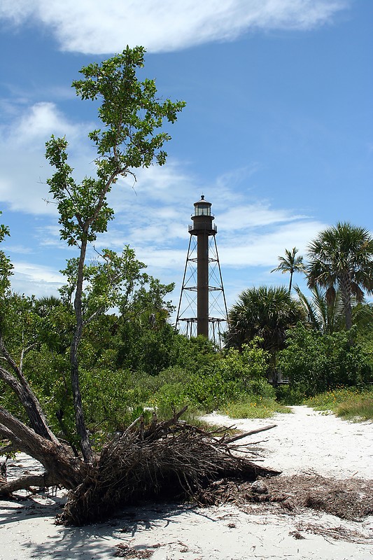 Florida / Sanibel Island lighthouse
Author of the photo:[url=https://www.flickr.com/photos/lighthouser/sets]Rick[/url]
Keywords: Florida;United States;Gulf of Mexico;San Carlos Bay