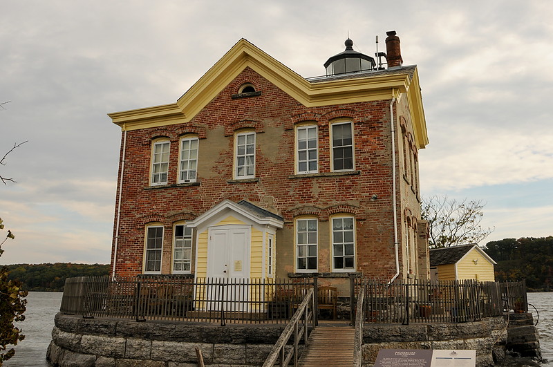 New York / Hudson river / Saugerties lighthouse
Author of the photo: [url=https://www.flickr.com/photos/lighthouser/sets]Rick[/url]
Keywords: New York;Hudson River;United States