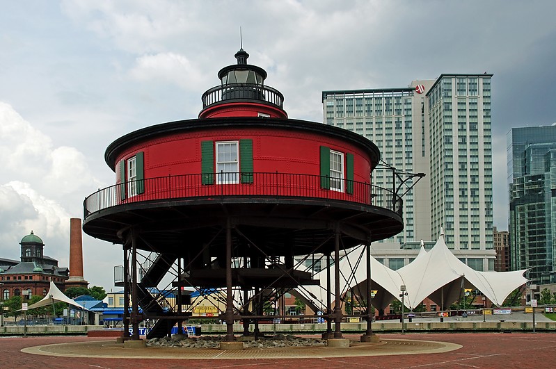 Maryland / Seven Foot Knoll lighthouse
Author of the photo: [url=https://www.flickr.com/photos/8752845@N04/]Mark[/url]
Keywords: United States;Maryland;Chesapeake bay;Baltimore