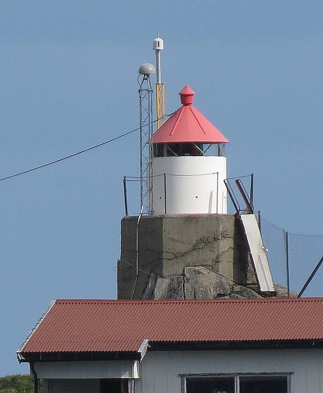MAGERÖYSUNDET - Honningsvåg - Søre Honningsvåg - Klubben Lighthouse
Author of the photo: [url=https://www.flickr.com/photos/21475135@N05/]Karl Agre[/url]
Keywords: Honningsvag;Norway;Norway;Barents sea;Mageroya