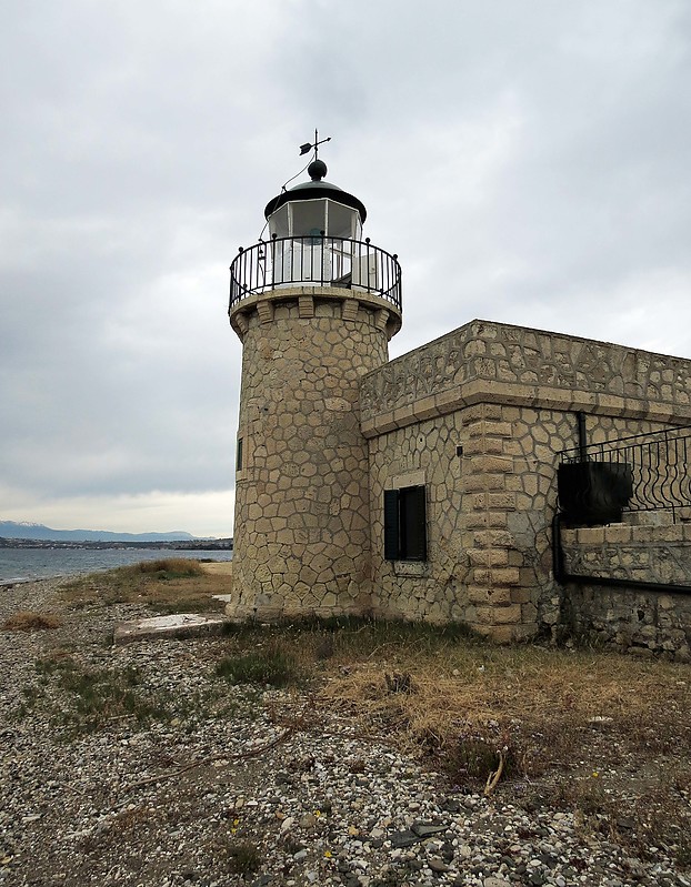 Susaki lighthouse
AKA Sousaki 
Author of the photo: [url=https://www.flickr.com/photos/21475135@N05/]Karl Agre[/url]
Keywords: Gulf of Corinth;Greece