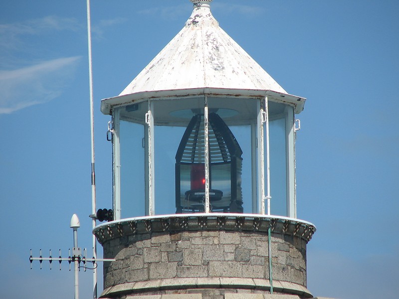 Guernsey / Castle Breakwater (St. Peter Port New Harbour Range Front) lighthouse - lantern
Author of the photo: [url=https://www.flickr.com/photos/16141175@N03/]Graham And Dairne[/url]

Keywords: Guernsey;English channel;United Kingdom;Lantern