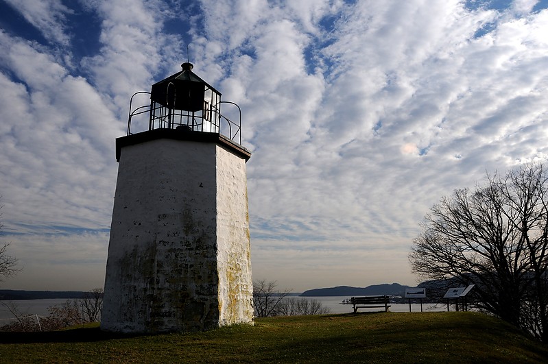 New York / Stony Point lighthouse
`Author of the photo: [url=https://www.flickr.com/photos/lighthouser/sets]Rick[/url]
Keywords: New York;United States;Hudson