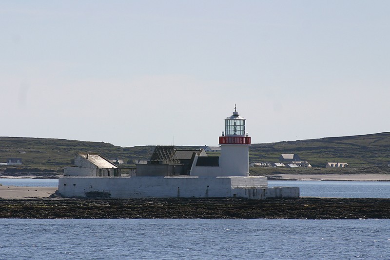 Galway / Straw Island lighthouse
Author of the photo: [url=https://www.flickr.com/photos/31291809@N05/]Will[/url]

Keywords: Ireland;Connacht;Atlantic ocean;Aran islands