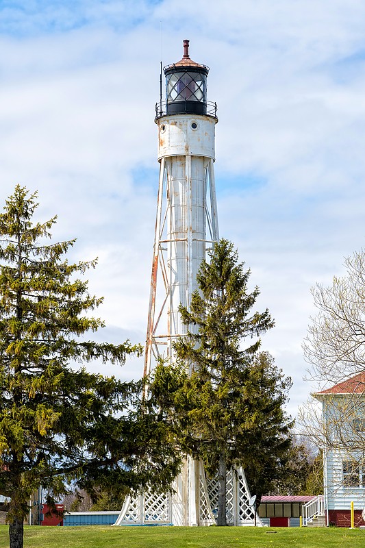 Wisconsin / Sturgeon Bay Ship Canal / Canal Station lighthouse
Author of the photo: [url=https://www.flickr.com/photos/selectorjonathonphotography/]Selector Jonathon Photography[/url]
Keywords: Wisconsin;Sturgeon Bay;Michigan;United States