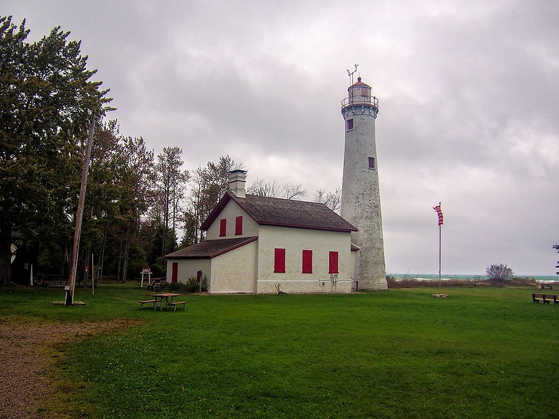 Michigan / Sturgeon Point lighthouse
Author of the photo: [url=https://www.flickr.com/photos/selectorjonathonphotography/]Selector Jonathon Photography[/url]
Keywords: Michigan;Lake Huron;United States