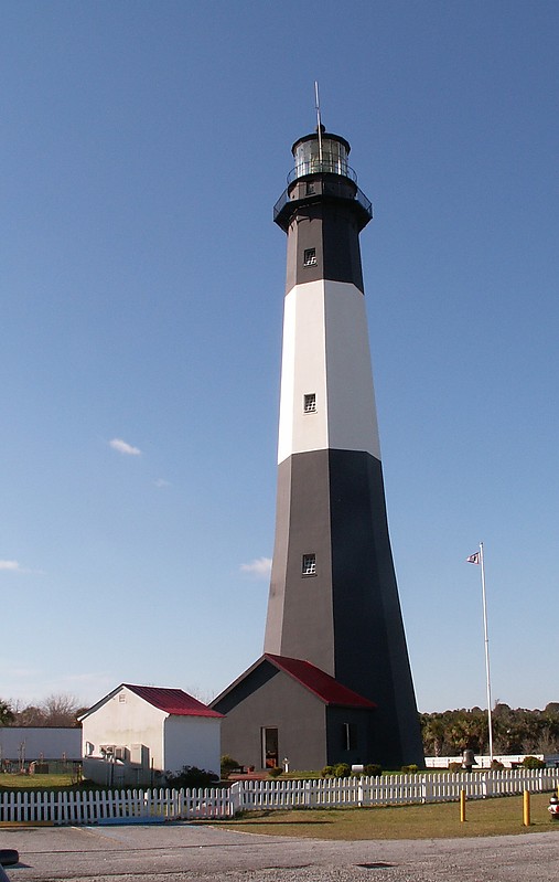 Georgia / Tybee Island Lighthouse
Author of the photo: [url=https://www.flickr.com/photos/21475135@N05/]Karl Agre[/url]
Keywords: Georgia;United States;Atlantic ocean;Savannah
