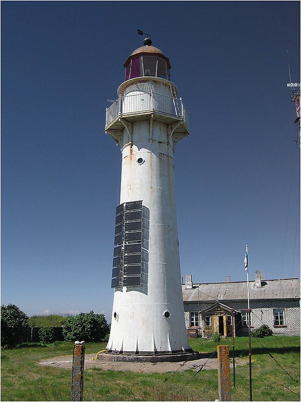 Vaindloo lighthouse
Author of the photo: [url=http://www.panoramio.com/user/1496126]Tuderna[/url]

Keywords: Estonia;Gulf of Finland