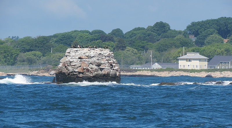 Rhode island / Remnants of Whale rock lighthouse
Author of the photo: [url=https://www.flickr.com/photos/21475135@N05/]Karl Agre[/url]

Keywords: Rhode island;United States;Offshore;Atlantic ocean