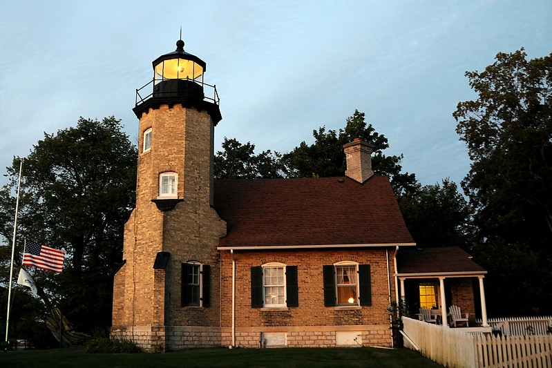 Michigan / White River lighthouse
Author of the photo: [url=https://www.flickr.com/photos/lighthouser/sets]Rick[/url]
Keywords: Michigan;Lake Michigan;United States