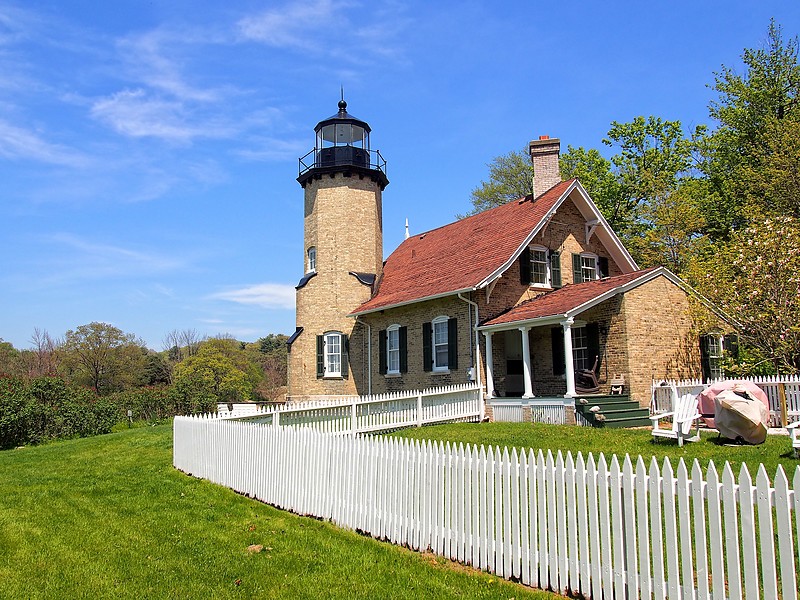 Michigan / White River lighthouse
Author of the photo: [url=https://www.flickr.com/photos/selectorjonathonphotography/]Selector Jonathon Photography[/url]
Keywords: Michigan;Lake Michigan;United States