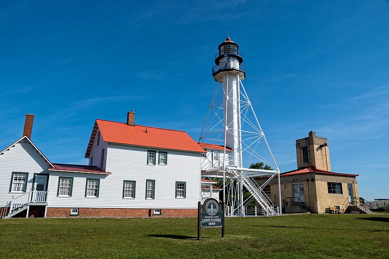 Michigan / Whitefish Point lighthouse
foghorn seen on a right 
Author of the photo: [url=https://www.flickr.com/photos/selectorjonathonphotography/]Selector Jonathon Photography[/url]
Keywords: Michigan;United States;Lake Superior;Siren