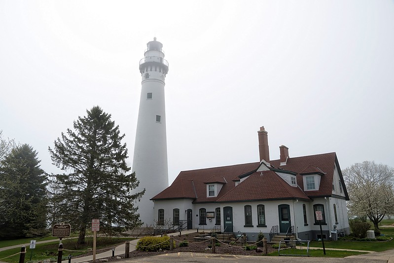 Wisconsin / Wind Point lighthouse
Author of the photo: [url=https://www.flickr.com/photos/selectorjonathonphotography/]Selector Jonathon Photography[/url]
Keywords: Wisconsin;United States;Lake Michigan