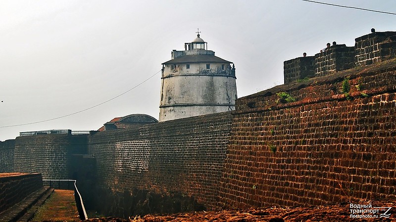 Arabian Sea / Goa / Fort Aguada lighthouse (range rear)
Permission granted by [url=http://fleetphoto.ru/author/502/]Sergey[/url]
Keywords: Arabian Sea;Goa;India