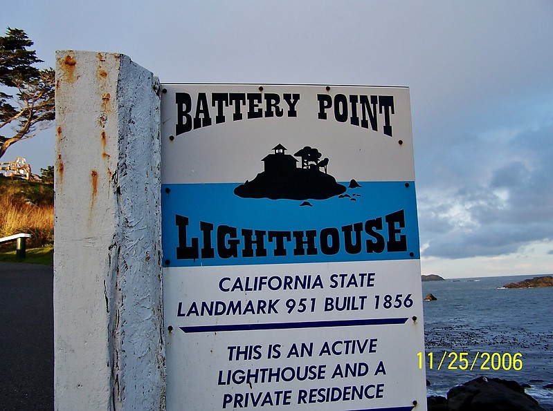 California / Battery Point lighthouse - plate
Author of the photo: [url=https://www.flickr.com/photos/bobindrums/]Robert English[/url]
Keywords: California;Crescent City;Pacific ocean;United States;Plate