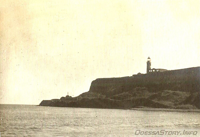 Odessa / old Fontana (Odesskiy Zaliv) lighthouse (1827)
Keywords: Black sea;Odessa;Ukraine;Historic