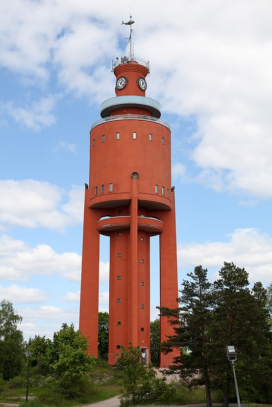 Hanko Water Tower (faux)
Author of the photo: [url=http://fotki.yandex.ru/users/winterland4/]Vyuga[/url]
Keywords: Hanko;Finland;Faux